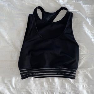 alo yoga double layer bra with mesh bottom